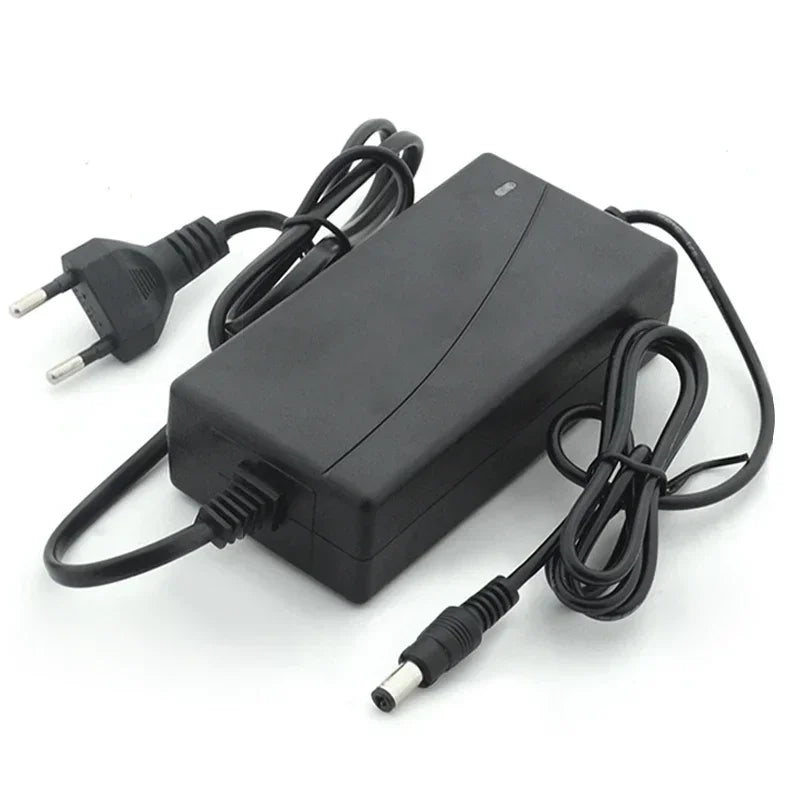 Pack de batteries lithium-ion 18650 rechargeables 12 V 120 Ah/80 Ah avec BMS 30 A intégré pour véhicules électrique et panneau solaire etc...