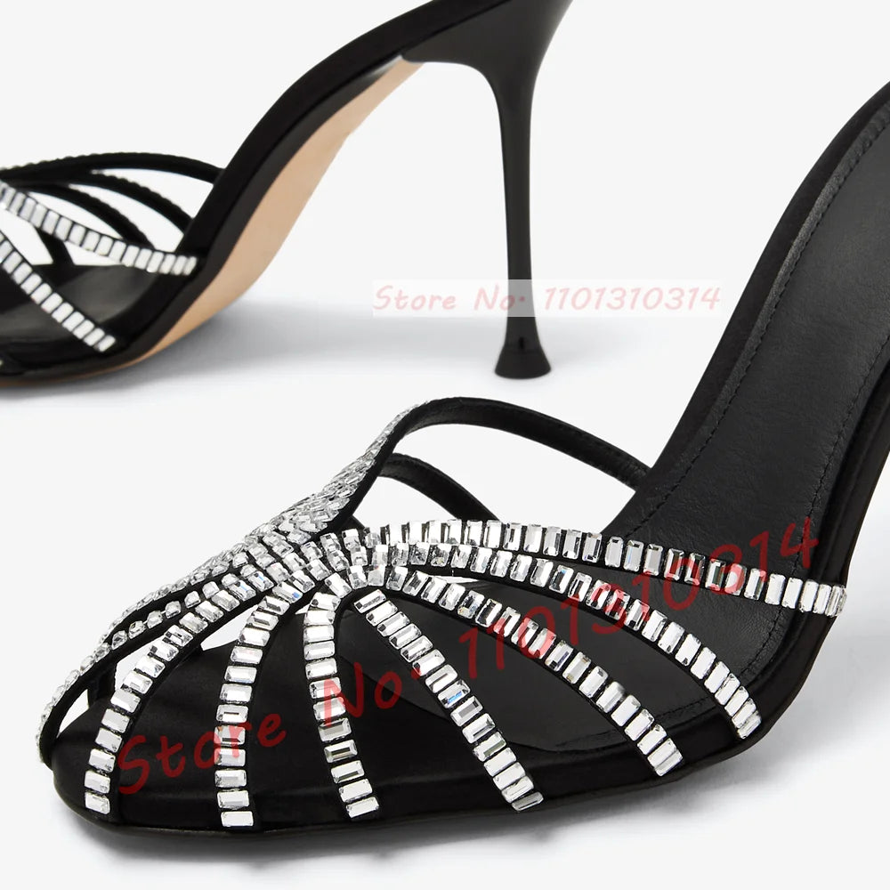 Pantoufles en soie à talons aiguilles ornées de pierres précieuses pour femmes, pantoufles de luxe à talons aiguilles ajourés, pantoufles métallisées élégantes pour femmes, chaussures d'été à brides croisées.